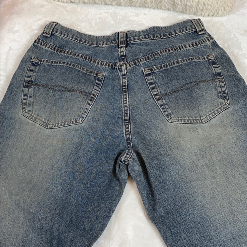 Distressed jeans - Picture 4 of 6